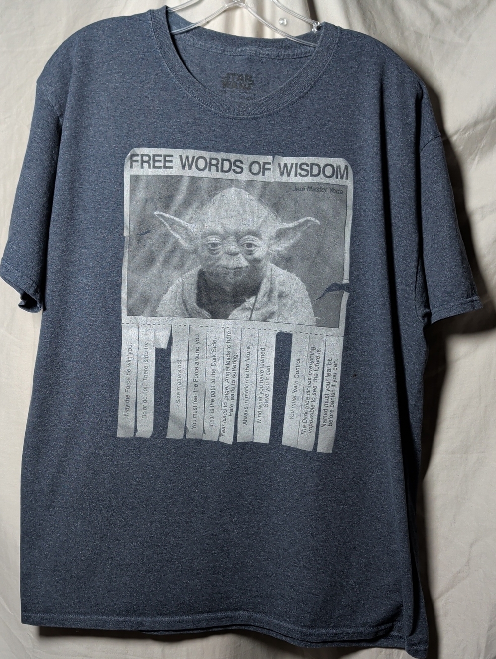 Star Wars Yoda 'Free Words of Wisdom' Graphic Tee - Heather Blue Collectable